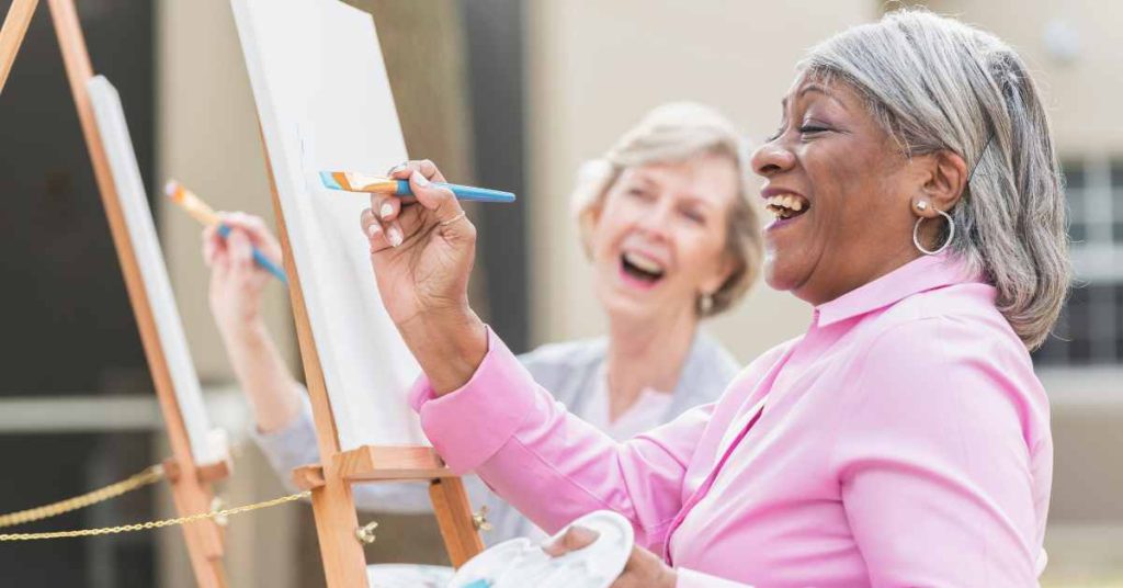 women painting